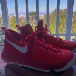 KD 9 University Red ( Kevin Durant)